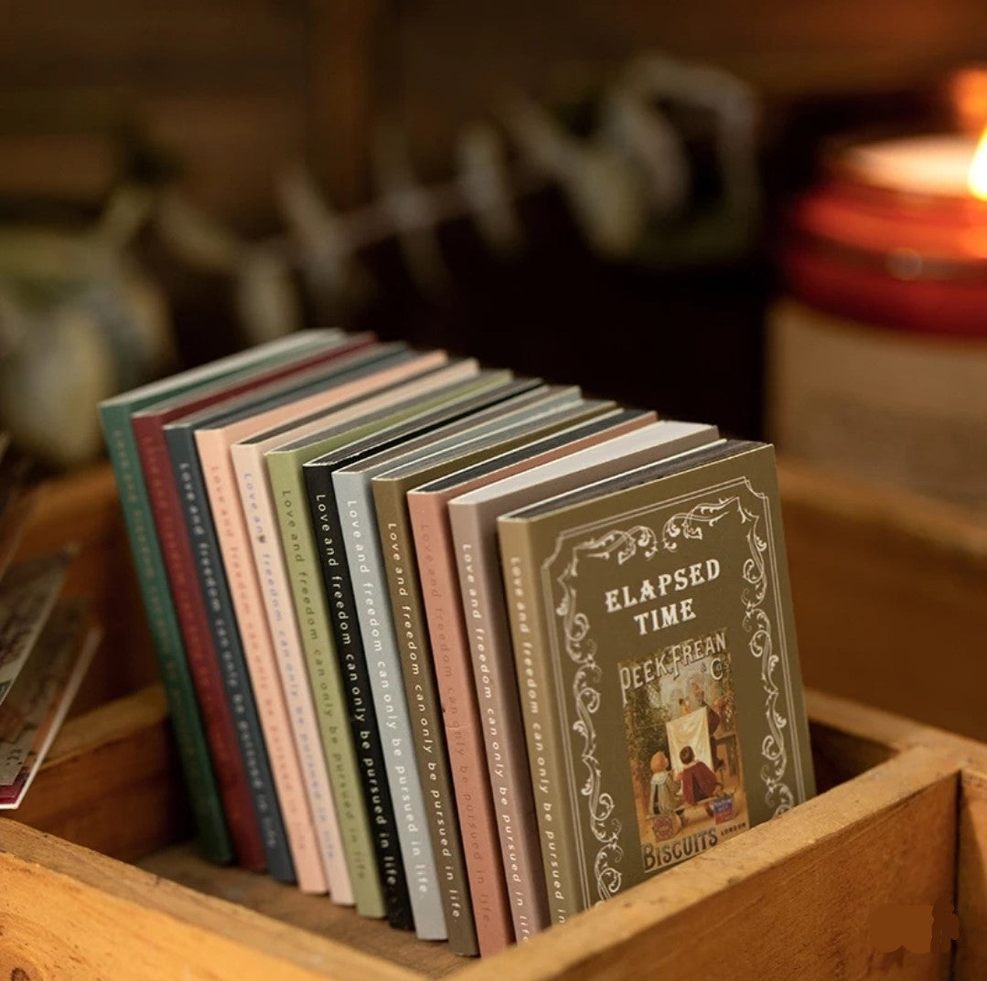Depth of silence - Little book of pretty things